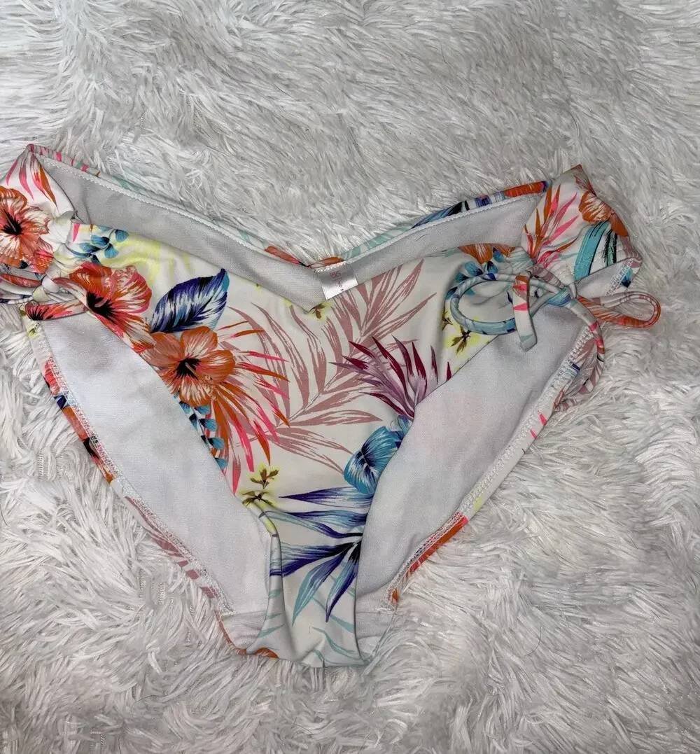 No Boundaries Juniors L White Floral Bikini/tankini Bottoms. Cute